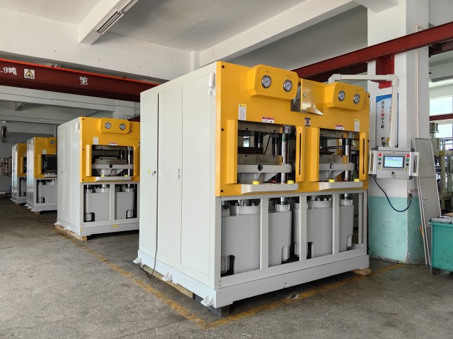 雙工位熱壓成型機(jī)